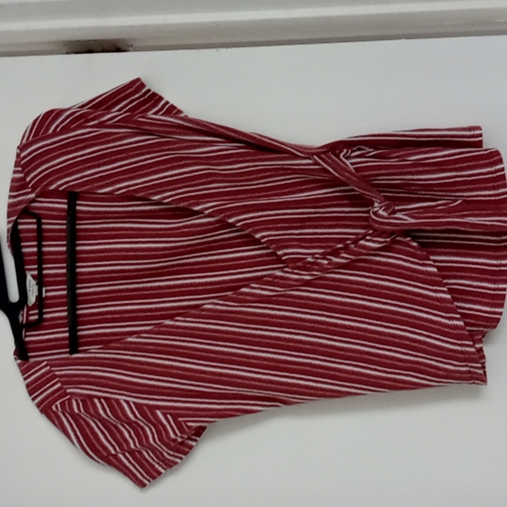 Brick red/white striped top